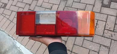 faro posteriore fiat 127 terza serie