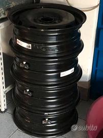 Cerchi R 15 (5,5 J x 15 H2)