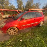 Fiesta 1.4HDI full optional per neopatentat