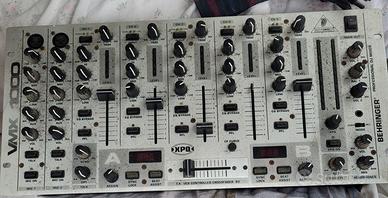 Behringer Pro Mixer VMX 1000