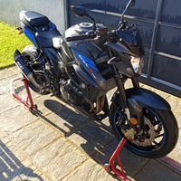 Suzuki gsx s750 carbon