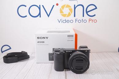 Sony A6100 kit + seconda batteria