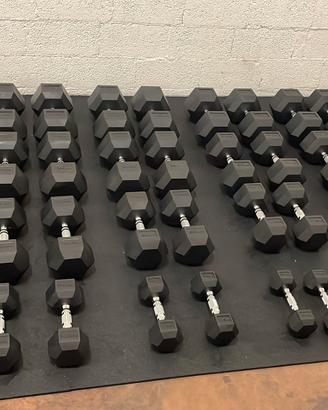 SET MANUBRI GOMMATI HEX DA 2,5 A 25 KG 10 COPPIE