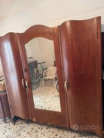 armadio vintage usato 
