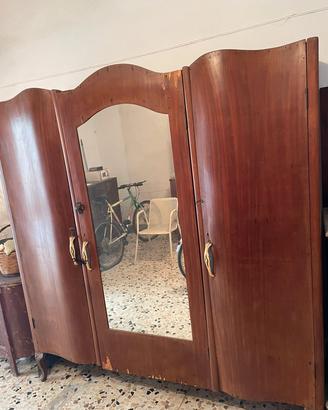 armadio vintage usato 