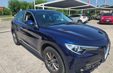 Alfa Romeo Stelvio 2.2 Turbodiesel 180 CV AT8 RWD 