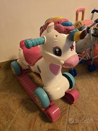 Unicorno a dondolo Chicco