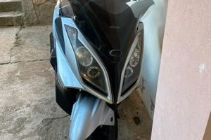 Kymco downtown 125i