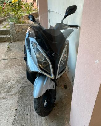 Kymco downtown 125i
