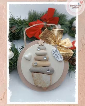 Decorazione Natalizia da Appendere  con Sassi 