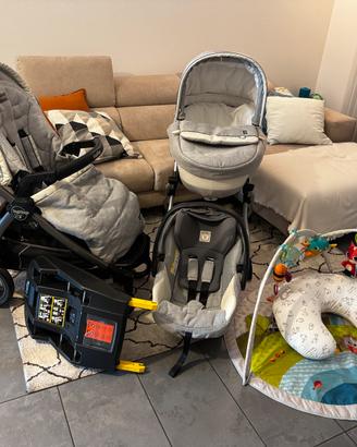 Trio Passeggino PegPerego con Isofix