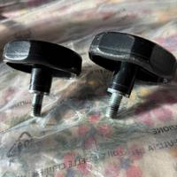 Viti/tappi dia 80 mm per rotelle bici bambini.