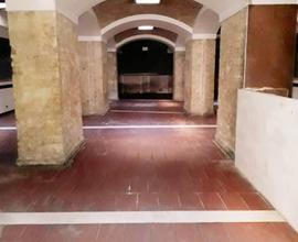 Cagliari, via Roma, locale commerciale 360 mq