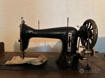 Macchina da cucire a pedale Frister&Rossmann