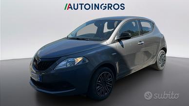 LANCIA Ypsilon 1.0 firefly hybrid Silver s&s 70cv