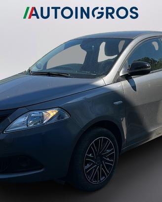 LANCIA Ypsilon 1.0 firefly hybrid Silver s&s 70cv