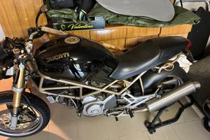 DUCATI MONSTER 750 ie