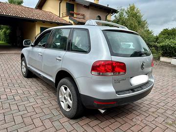 VOLKSWAGEN Touareg 2.5 TDI R5 ASI CRS - 125000 km