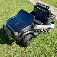 Macchina polizia elettrica 