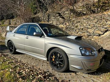 Subaru impreza 2.0 wrx sti dccd