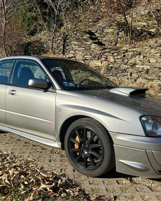Subaru impreza 2.0 wrx sti dccd