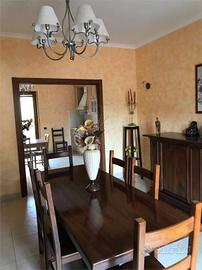 Villa di 320 m² con più di 5 locali e box auto dop