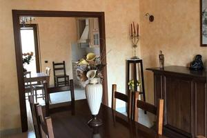 Villa di 320 m² con più di 5 locali e box auto dop