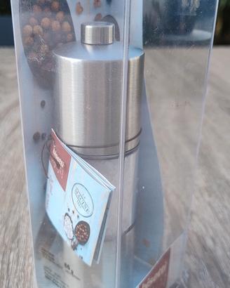 macina sale bisetti acciaio satinato 16cm 86g.