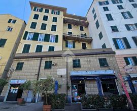 3 LOCALI A GENOVA