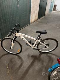 Bici B-Twin 5.1