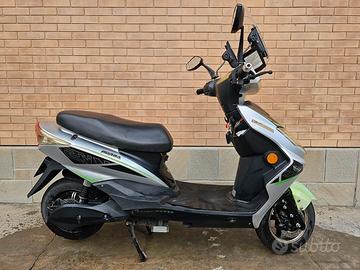 Scooter Hurba city go