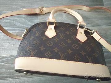 Borsa sottobraccio Louis Vuitton usata - Abbigliamento e Accessori In  vendita a Catanzaro