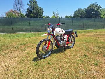 Moto Guzzi Stornello Scrambler 125