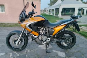 Honda Transalp XL700V