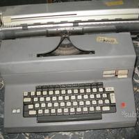 Macchina da scrivere olivetti