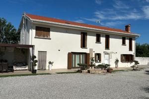 CASA INDIPENDENTE DAGLI SPAZI INTROVABILI CON G...