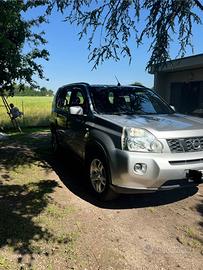 NISAN X Trail 2.0 dCi 2009
