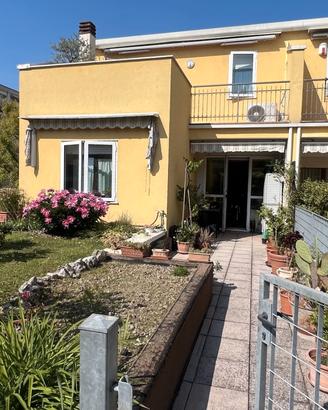 Appartamento in duplex con giardino pensile