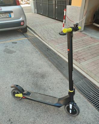 Monopattino elettrico Nilox 