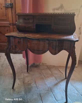 Scrittoio d ' antiquariato