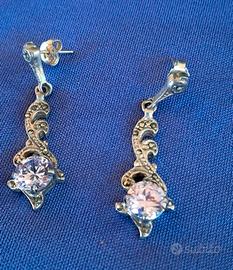 Orecchini pendenti  vintage. in argento 925