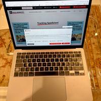 MacBook Air 13” Retina 2020 – Intel i3 – 8GB RAM