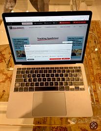 MacBook Air 13” Retina 2020 – Intel i3 – 8GB RAM