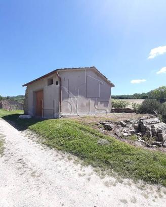 Terreno di 220 m² a Montone