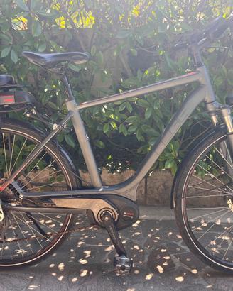 BICI CUBE ELETTRICA