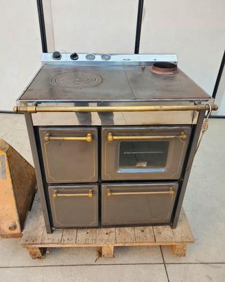 Termocucina a legna scalda acqua