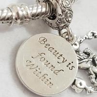 charm bella e la bestia 