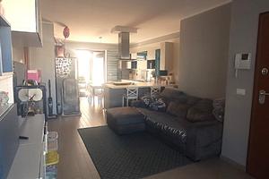 VA276 App. di recente costruzione con box