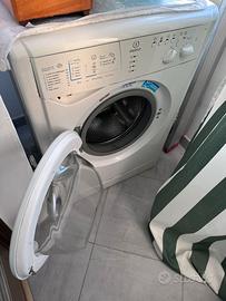 Lavatrice indesit
