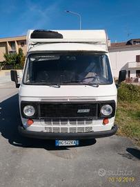Camper fiat 238
